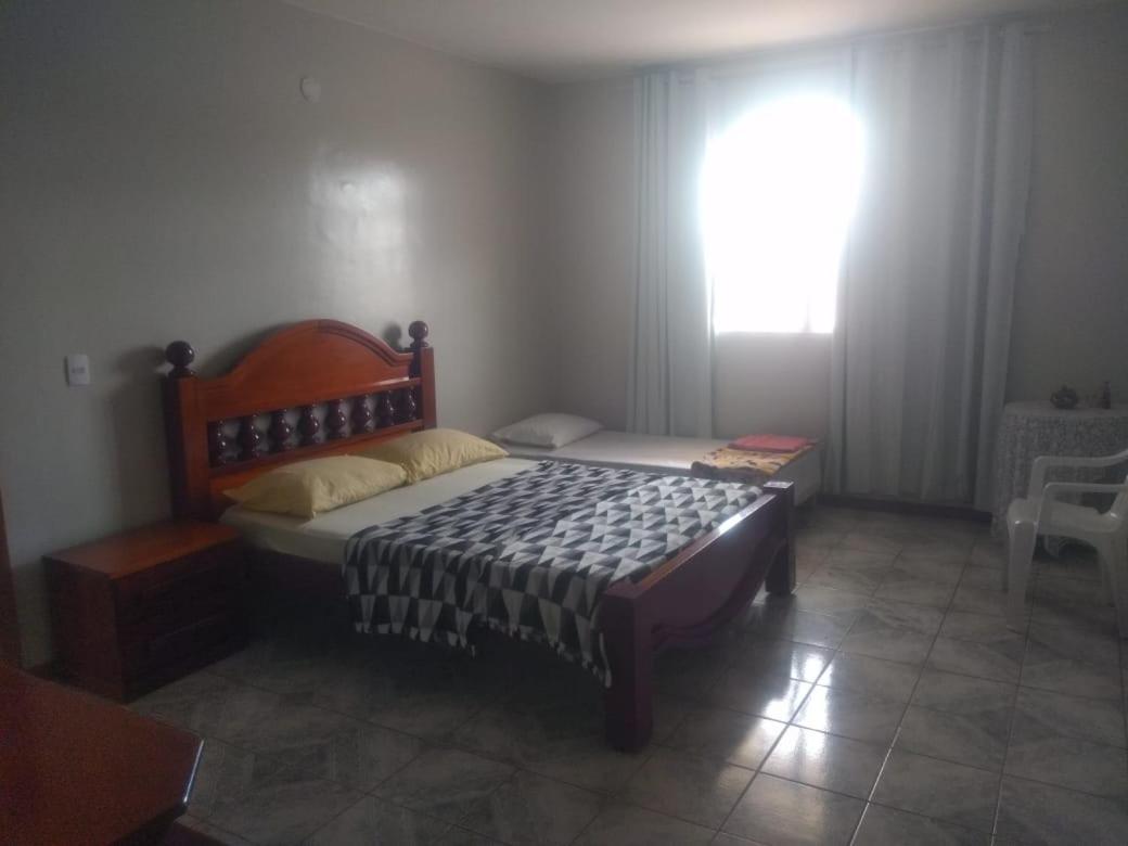 Hospedaria Chaves Hotel Brasilia Bagian luar foto